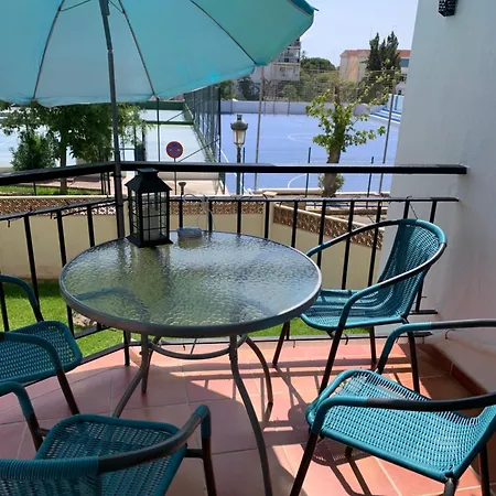 Tres Hermanos - Spacious Modern 2 Bedroom Apartment